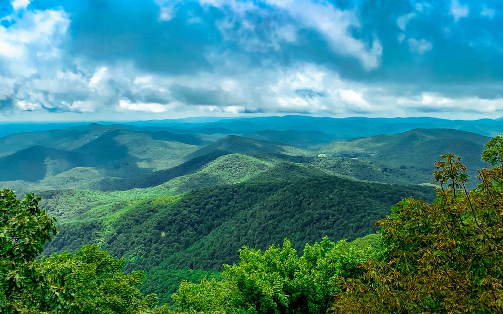A Travelers Guide to Blue Ridge, GA Blue Sky Cabin Rentals